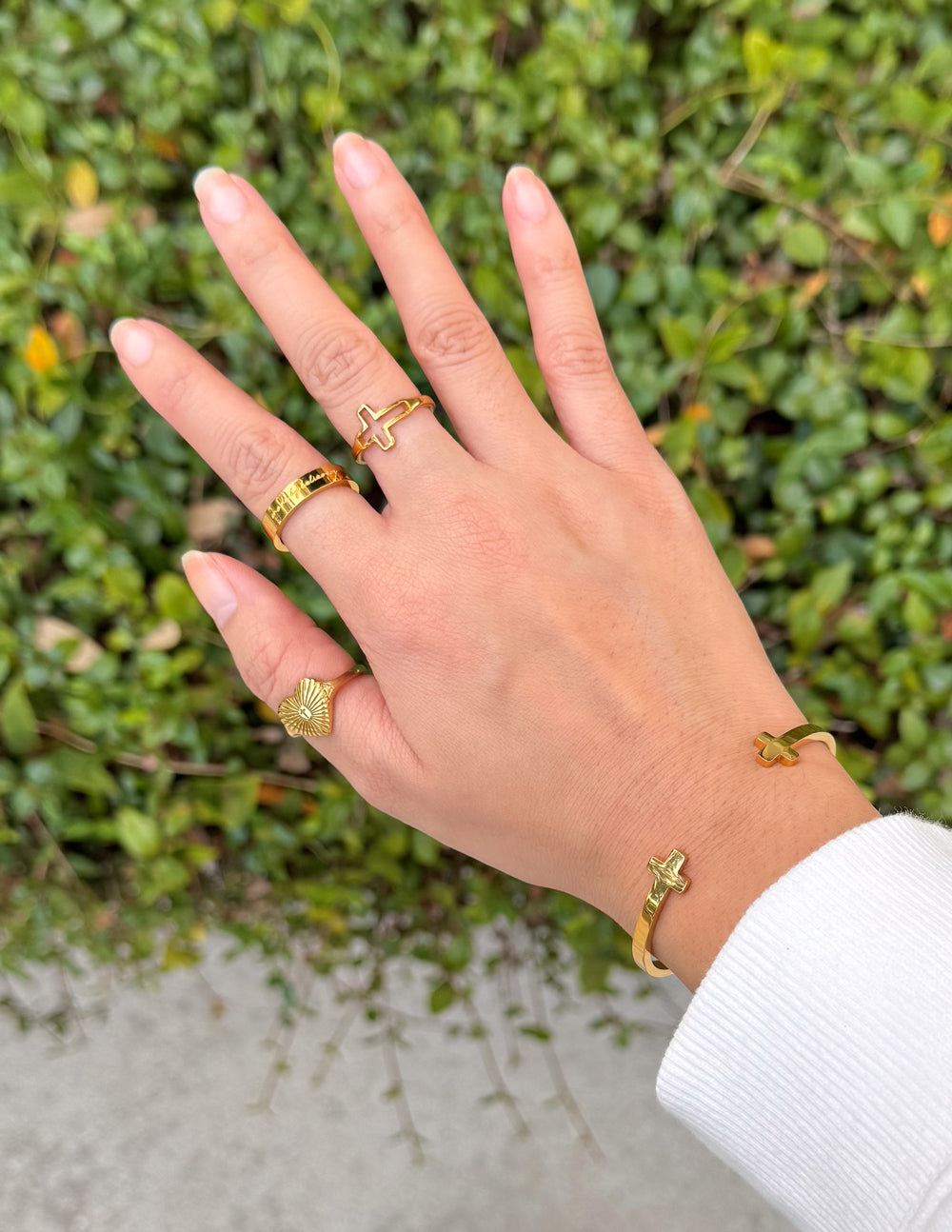 Open Cross Ring